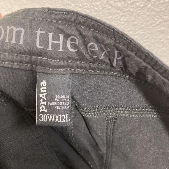 PrAna Stretch Zion Shorts Mens 30x12 Black Hiking Cargo Nylon Trail Outdoor - Picture 14 of 15